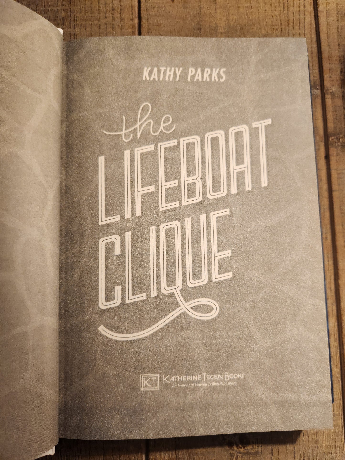 *Pre-loved* The Lifeboat Clique by Kathy Parks