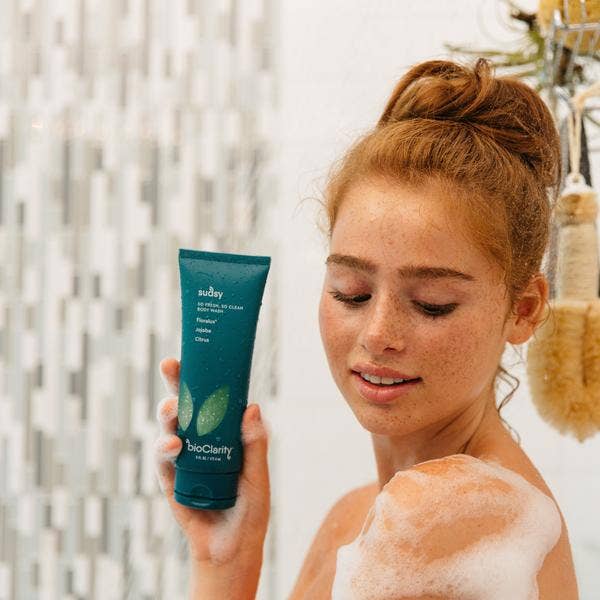 Sudsy Exfoliating Moisturizing Body Wash Phoenix Shop LLC
