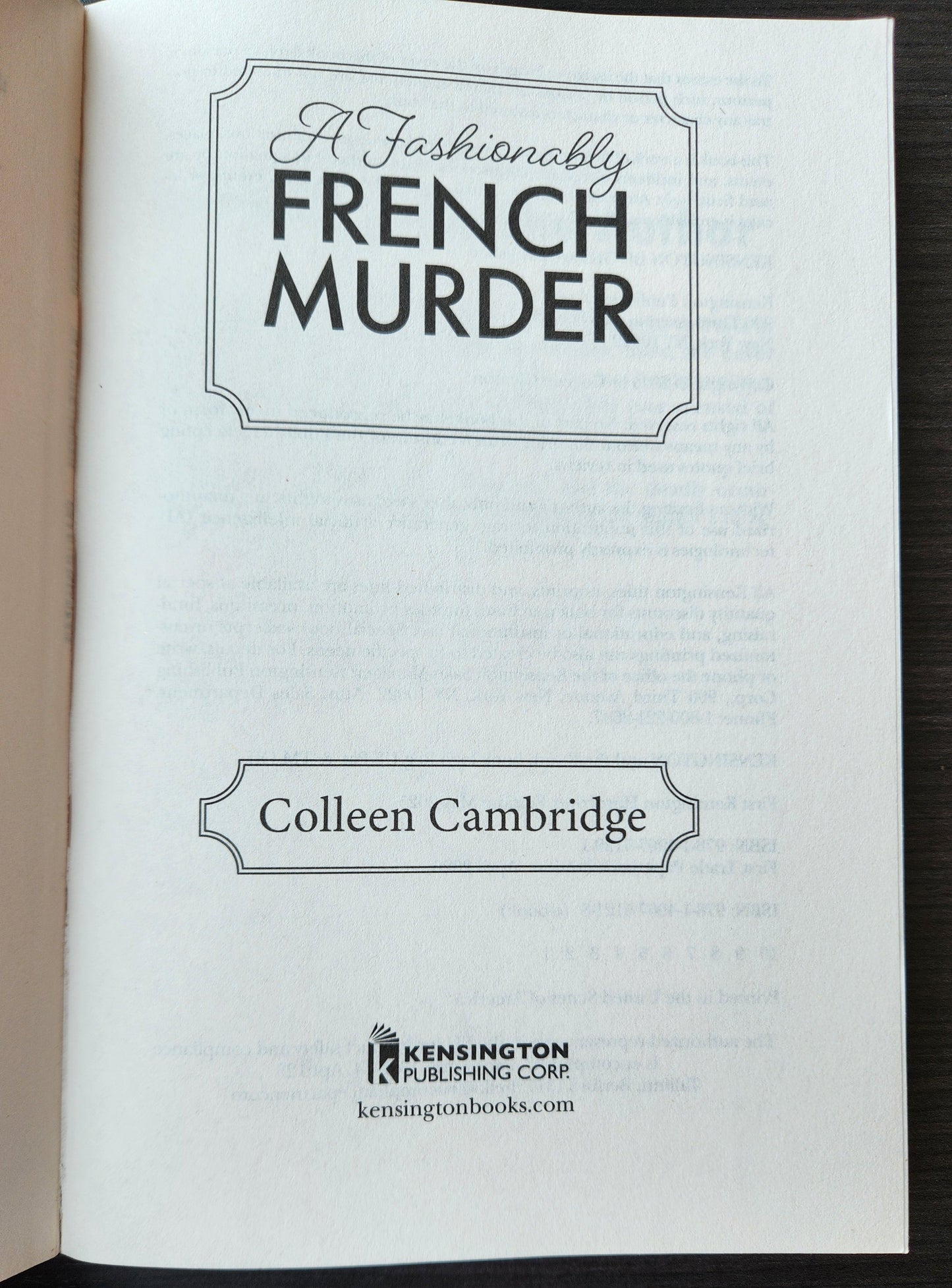 *Pre-loved* A Fashionably French Murder by Colleen Cambridge