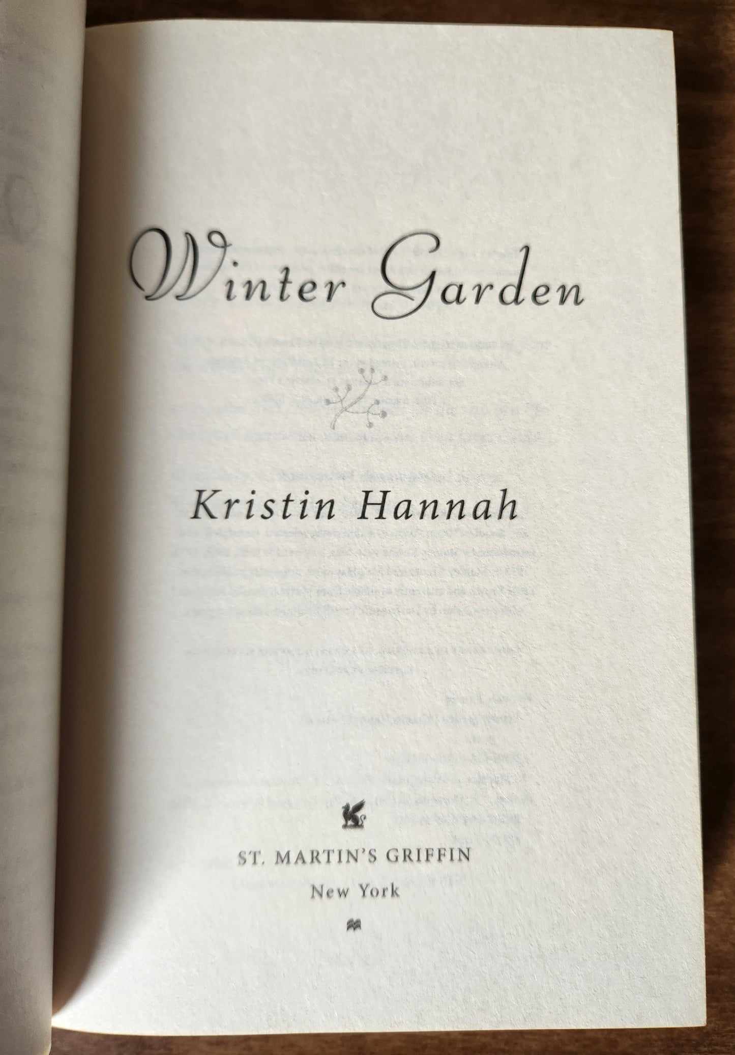 *Pre-loved* Winter Garden by Kristin Hannah
