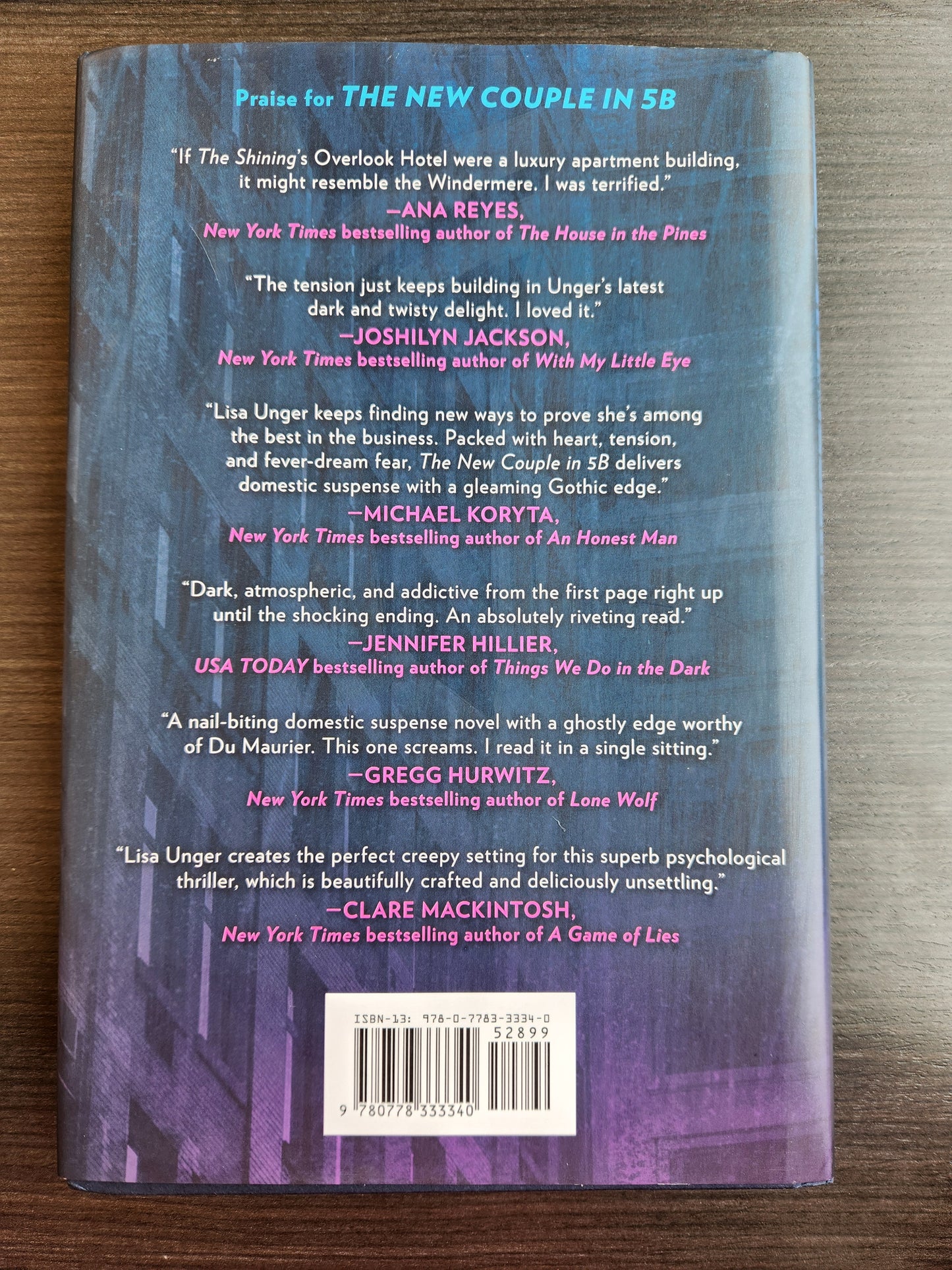 *Pre-loved* The New Couple in 5B by Lisa Unger